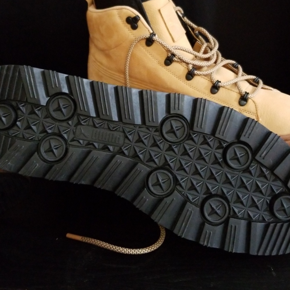 Puma Boots size 12 - Picture 3 of 8